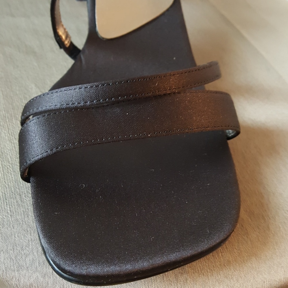 Hillard & Hanson Black Dress Heels - NWOT - Picture 5 of 8